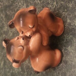 Vintage Van Tellingan 1940's Hugging Bears Cork Stoppers Salt & Pepper Shakers